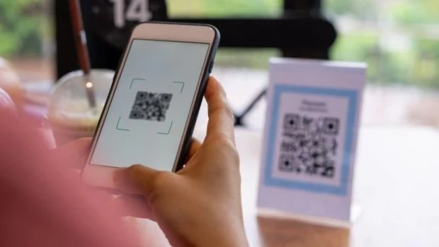 Los pagos en comercios con QR deberán incluir a todas las billeteras virtuales