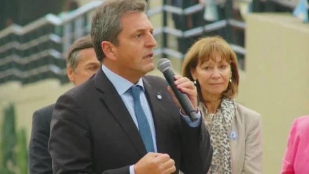 Massa: "Cuando muchos se escondían debajo de la cama, yo me hice cargo"