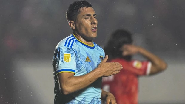Cuando el 0-0 parecía inevitable, Boca cantó victoria en La Paternal contra Argentinos