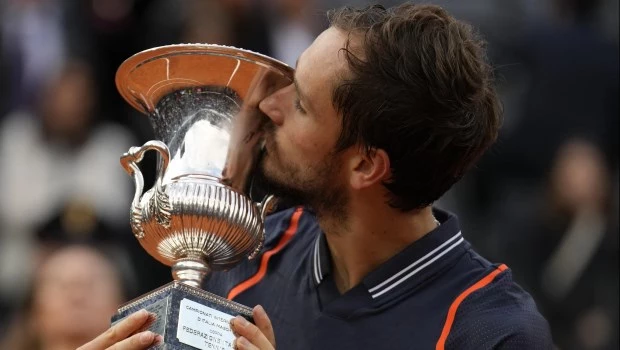 Medvedev superó a Rune en la final y conquistó el Masters de Roma