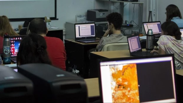 Sin docentes, peligra la educación