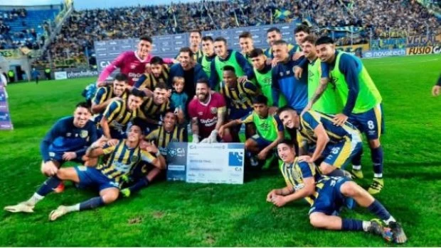 Rosario Central goleó a Central Norte en su debut en la Copa Argentina