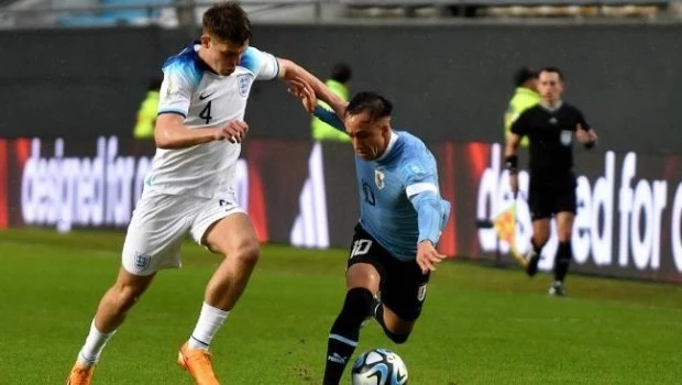 Inglaterra le ganó a Uruguay en un partidazo en La Plata