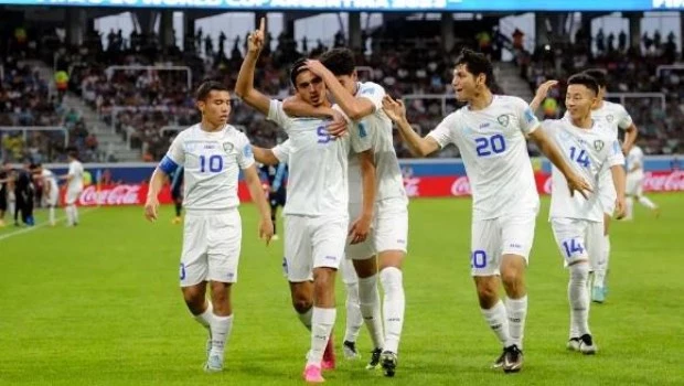Uzbekistán se clasificó a octavos de final con la victoria sobre Guatemala y la ayuda de Argentina