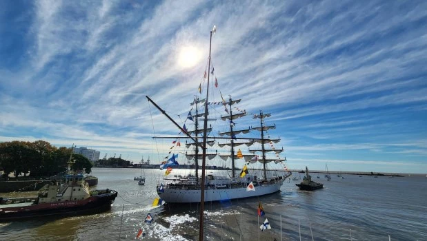 La Fragata Libertad inició su 51° viaje de instrucción en el que visitará 10 puertos americanos
