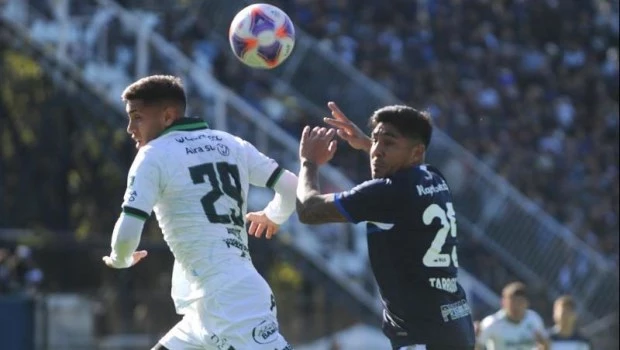 Gimnasia y Sarmiento igualaron sin goles en el Bosque platense con ...