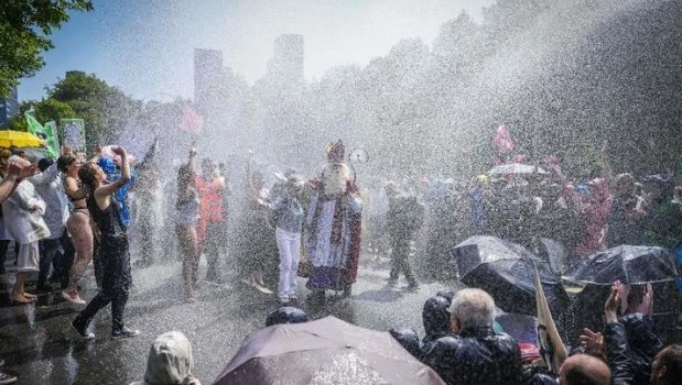Más de 1.500 detenidos en una protesta ecologista en Países Bajos