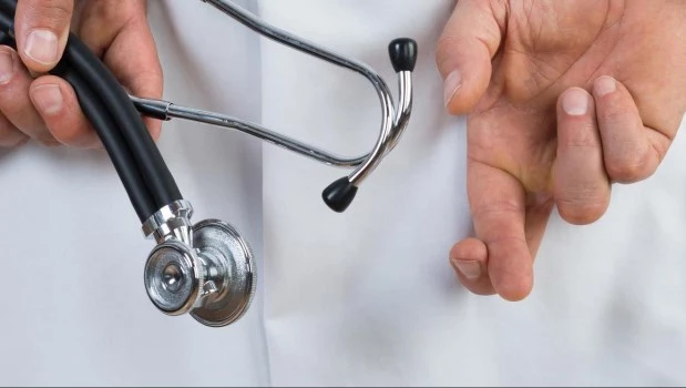 ¿Es posible reformar la Medicina tras la era de la ‘corrupción covid’?