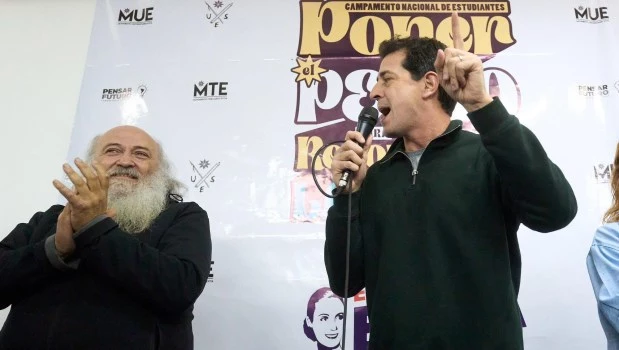 De Pedro reivindicó el rol de la "juventud" como "sujeto político" 