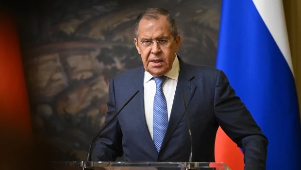 Rusia dice que las potencias de occidente "juegan con fuego" al entregar aviones a Ucrania