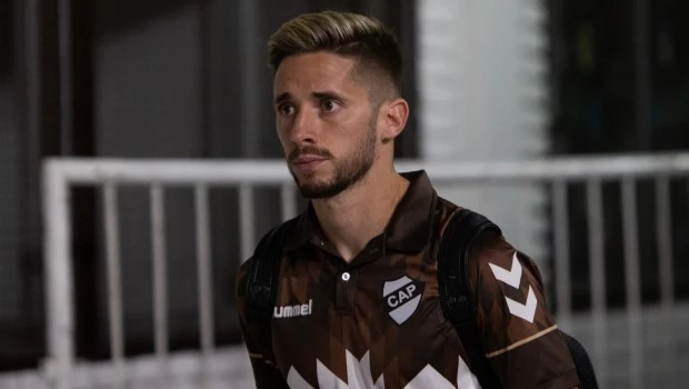 Agredieron salvajemente a Nicolás Morgantini, defensor de Platense