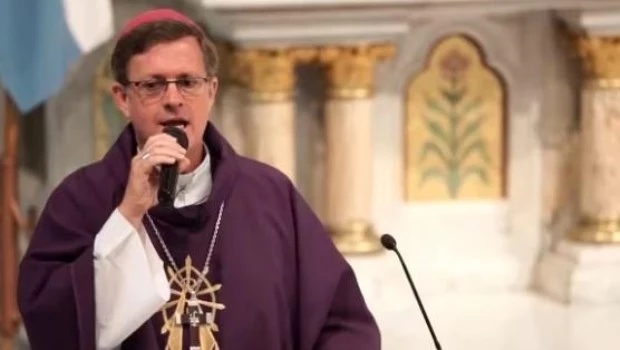 Un ex capellán militar pidió disculpas tras calificar de "afeminados y gays" al nuevo obispo porteño y al arzobispo de La Plata