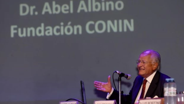 Albino disertó sobre el impacto que tiene la desnutrición infantil en cualquier proyecto de Nación. Foto: GUSTAVO CARABAJAL