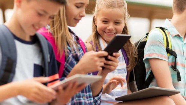 La redes sociales y los peligros para la salud mental en la infancia