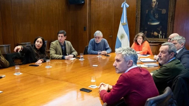 Concluyó el ensayo clínico de la vacuna argentina contra Covid-19 y se presentará a la Anmat