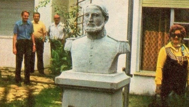 El general Ivanovski fue sepultado en Villa Mercedes.