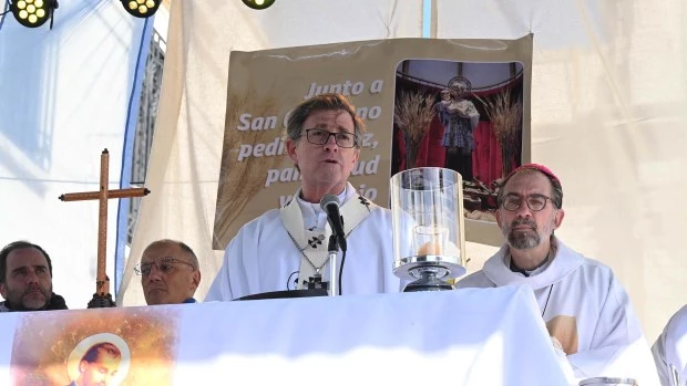 "No hay bolsillo que alcance. No se pude vivir a polenta y arroz”, reclamó el arzobispo porteño en San Cayetano