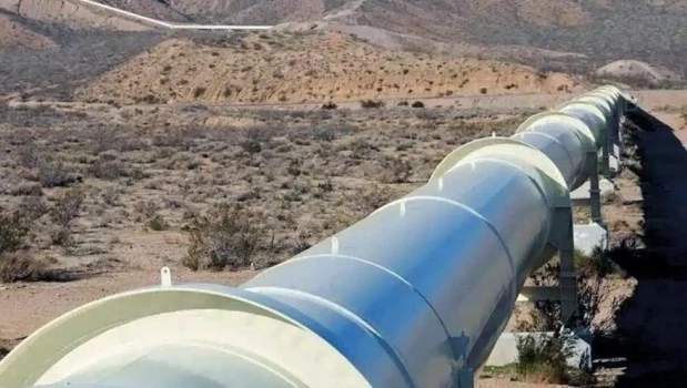 La puesta en marcha del gasoducto y el oleoducto trasandino le permitirán a la Argentina ahorrar divisas y exportar el excedente.