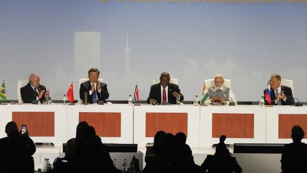 Argentina se suma a los Brics en una "histórica" incorporación de seis países al grupo de economías emergentes