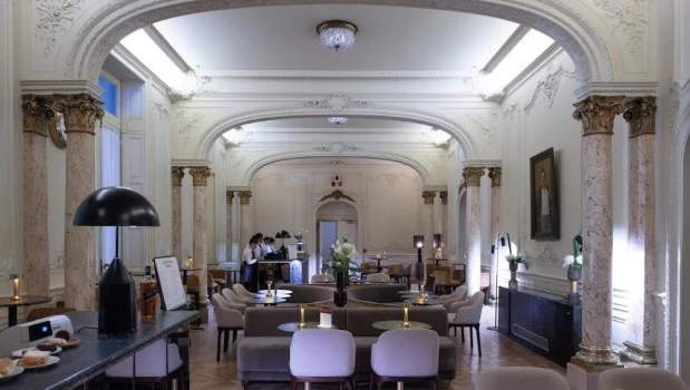 La renovada confitería del Teatro Colón
