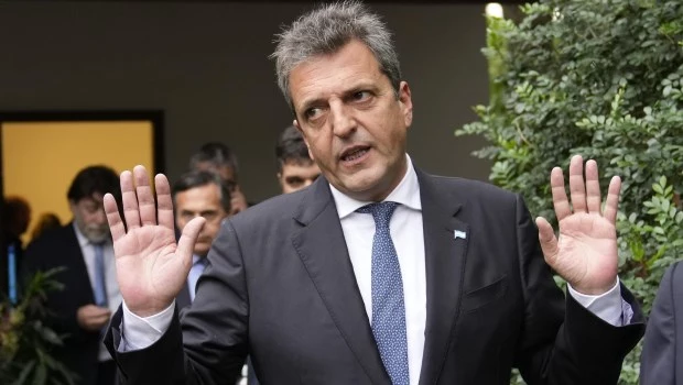 El Gobiero dispuso una modificación en el Presupuesto con una fuerte suba del gasto público