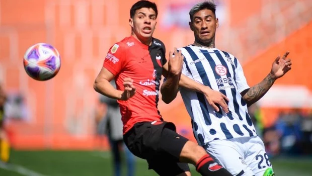 Talleres se aprovechó del karma de Colón en los penales y se mantiene en la Copa Argentina