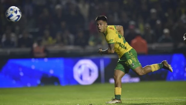 Defensa hizo justicia con su historia contemporánea y está en otra semifinal de Sudamericana