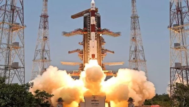India Lanzó con éxito su misión espacial para estudiar el Sol