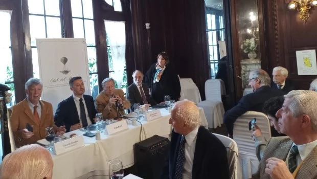 El mendocino Luis Petri fue tajante en el Club del Progreso: no hay posibilidades de progreso si nos roban o nos matan en las calles, sostuvo.