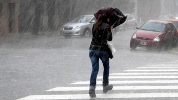 Alerta por tormentas para Corrientes y Chaco y por lluvias en CABA y 12 provincias