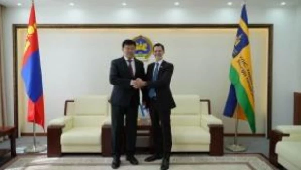 El embajador argentino en China acordó en Mongolia trabajar por la apertura del mercado de carnes