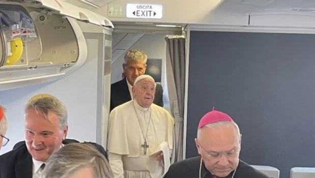 El papa Francisco concluyó su visita a Mongolia