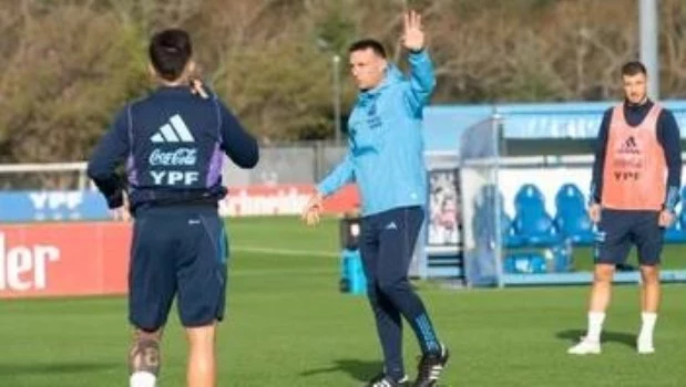 El camino hacia otro sueño mundialista de la Selección empezó hoy sin Messi