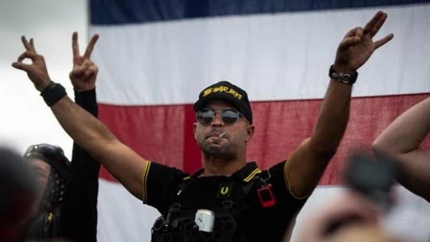 Sentencian a 22 años de cárcel al exlíder los Proud Boys, Enrique Tarrio, por su participación el 6 de enero en el capitolio de EE.UU.