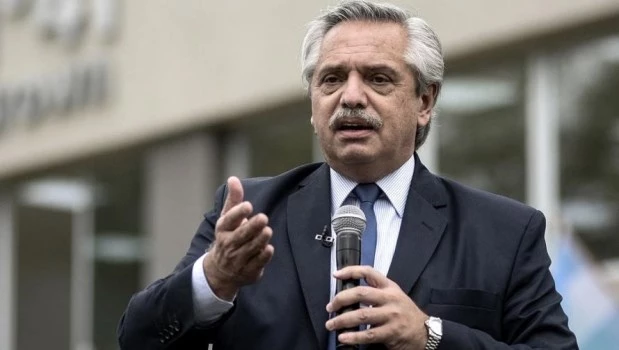 Alberto Fernández: "Sin educación pública, nuestra Patria va a quedar postergada"