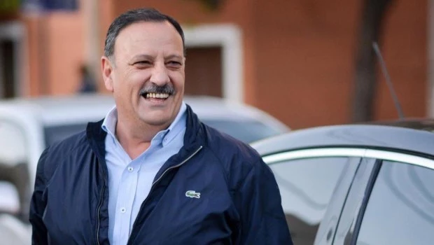 Parece ser que el gobernador riojano no puede administrar su provincia si no tiene recursos del Estado nacional.