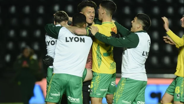 Defensa y Justicia reafirma su bien momento y pasó a cuartos de final de la Copa Argentina