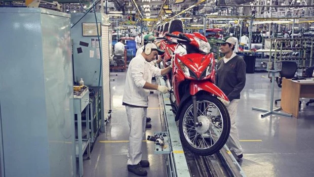 Extienden hasta 2028 los beneficios de importación para la industria motopartista