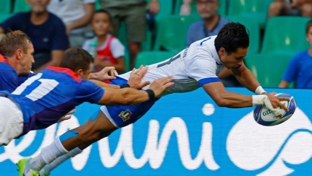 ​ Italia, con dos argentinos, cumplió con la lógica y goleó a Namibia por 52 a 8 en el Mundial