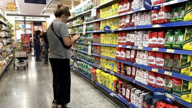 La inflación de agosto trepó a 12,4%, el registro más alto en más de tres décadas 