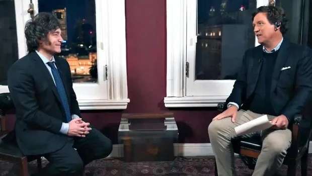 EL candidato presidencial por La Libertad Avanza fue entrevistado por el periodista estadounidense Tucker Carlson, quien viajó a la Argentina para conocerlo.