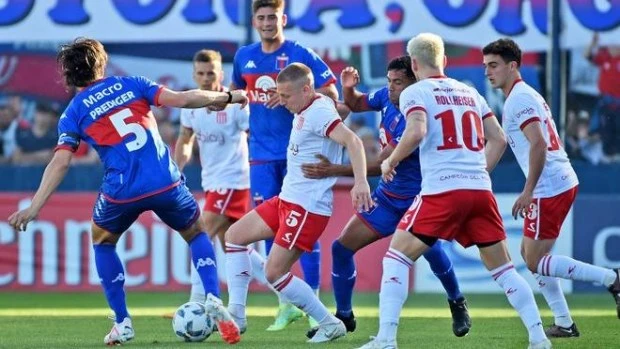 Tigre y Estudiantes jugaron sin arcos y empataron 0-0 