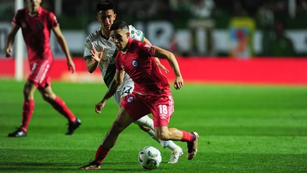 Argentinos Juniors se lleva el premio en el estreno de Guede como DT