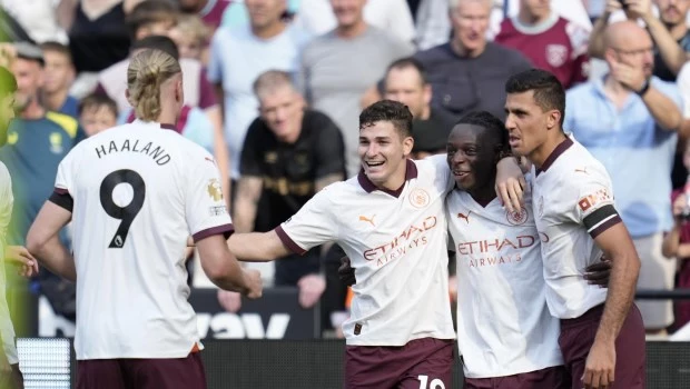 Manchester City le ganó a West Ham y sigue como único puntero en la Premier