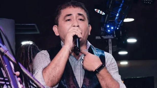 Murió en un accidente automovilístico en Santiago del Estero el cantante Huguito Flores