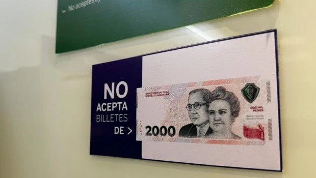 Siguen los problemas en los cajeros con los billetes de 2.000 pesos