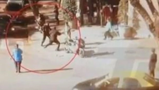 Absolvieron al psiquiatra del hombre que en un brote psicótico mató a un policía frente al Malba