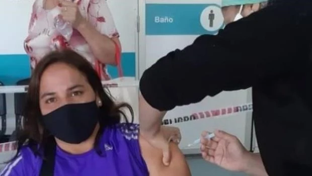 El Ministerio de Salud insta a aplicarse las vacunas de refuerzo contra el coronavirus 
