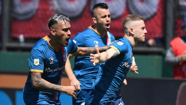 Arsenal le ganó a Defensa pero sigue a un paso de perder la categoría