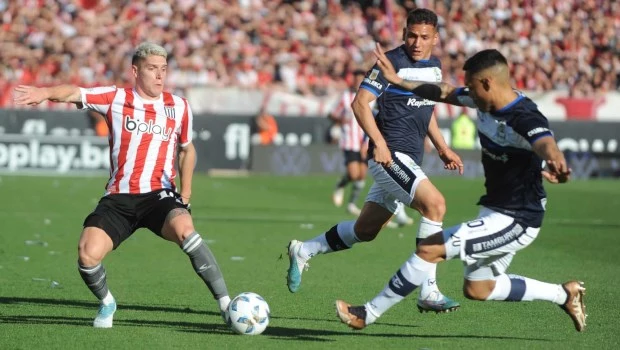 Estudiantes y Gimnasia protagonizaron un clásico sin emociones